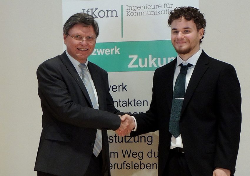 Foto (v.l.): Dipl.-Ing. Jürgen Gottstein, Georgios Mitrakas MSc. | Bild: IfKom